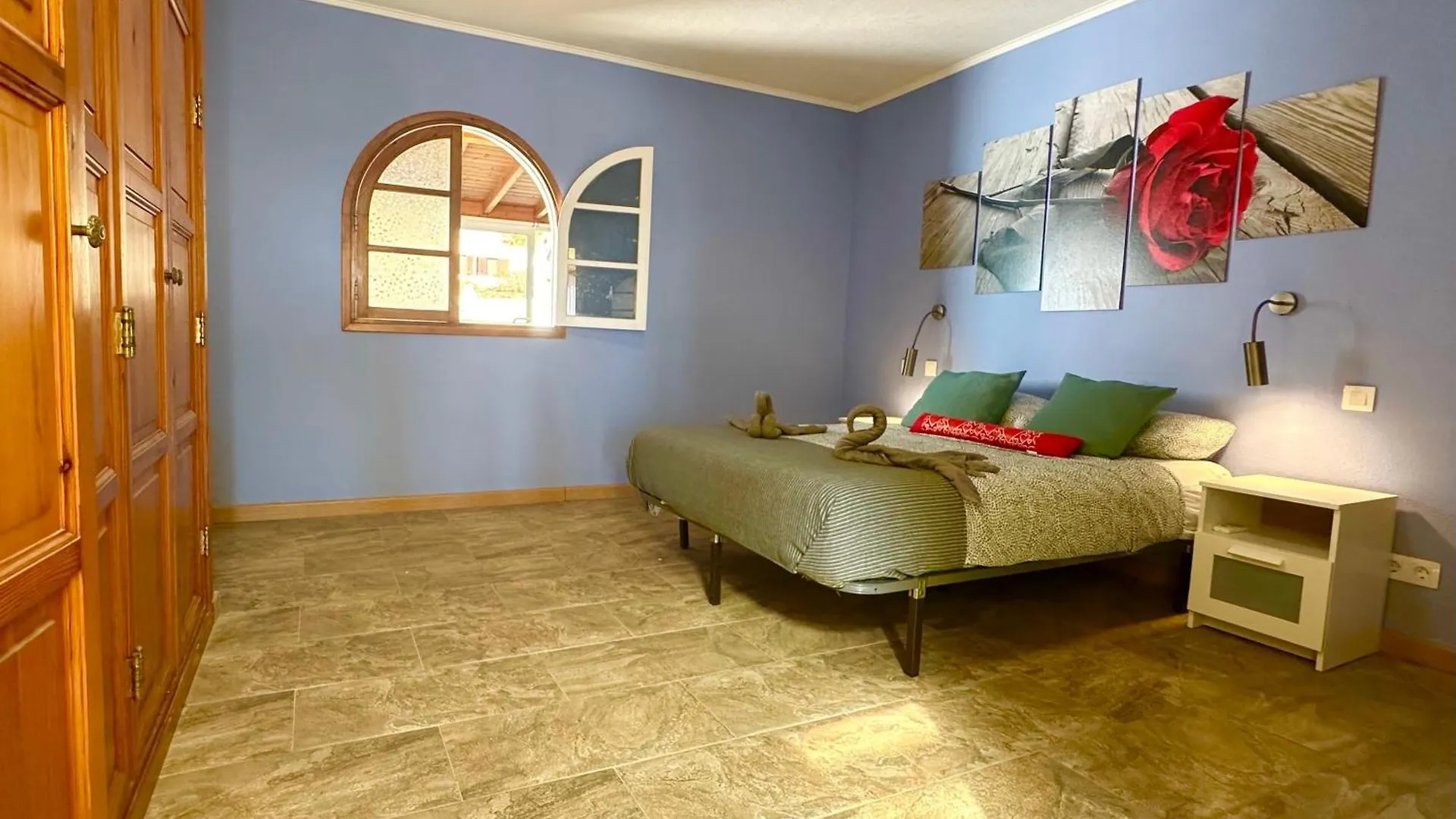 Las Rocas Villa Con Piscina Privada De Piedra, Vista Mar, Jardines, Asadero Y Wifi Parque Holandes