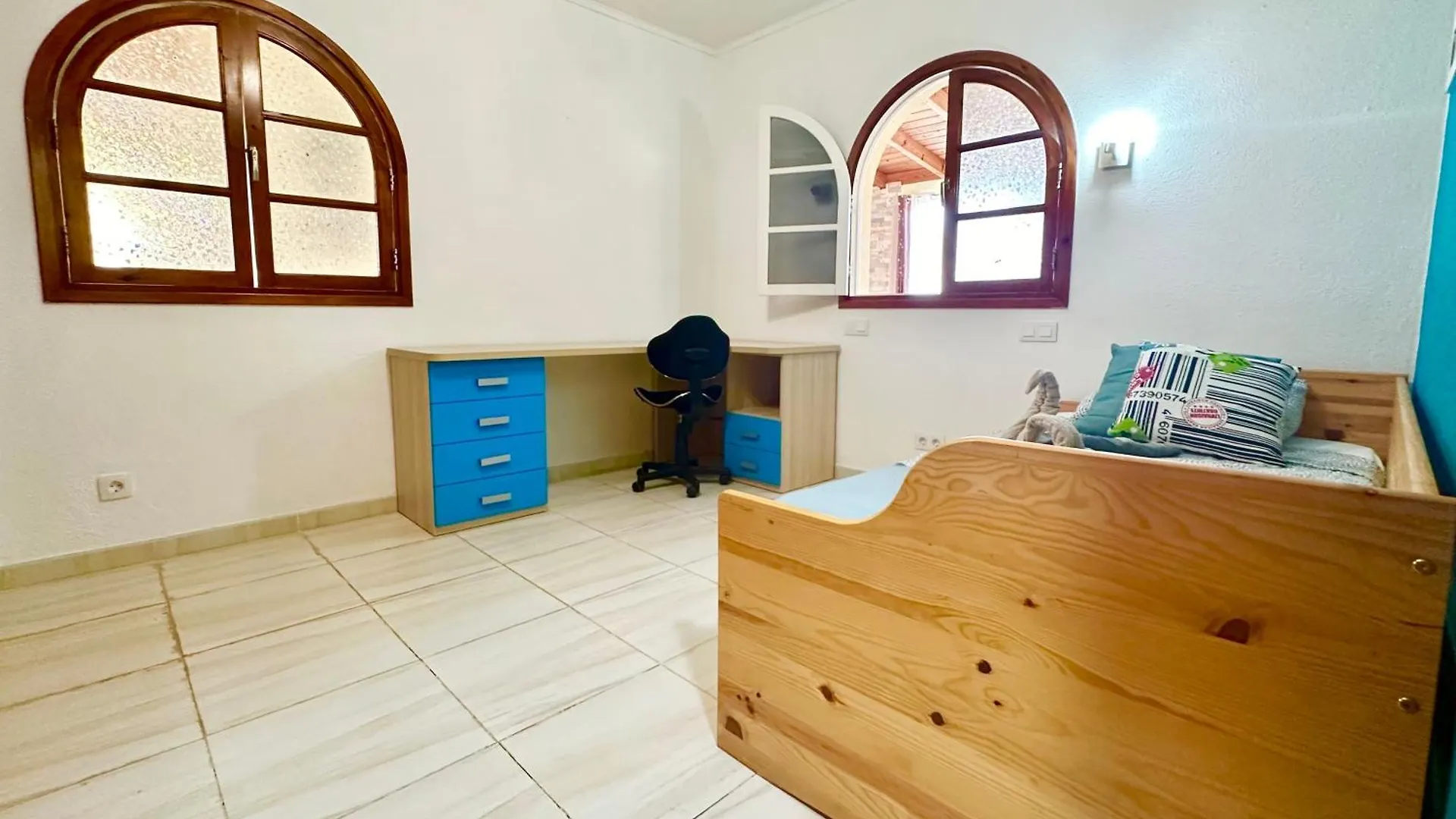 Las Rocas Villa Con Piscina Privada De Piedra, Vista Mar, Jardines, Asadero Y Wifi Parque Holandes